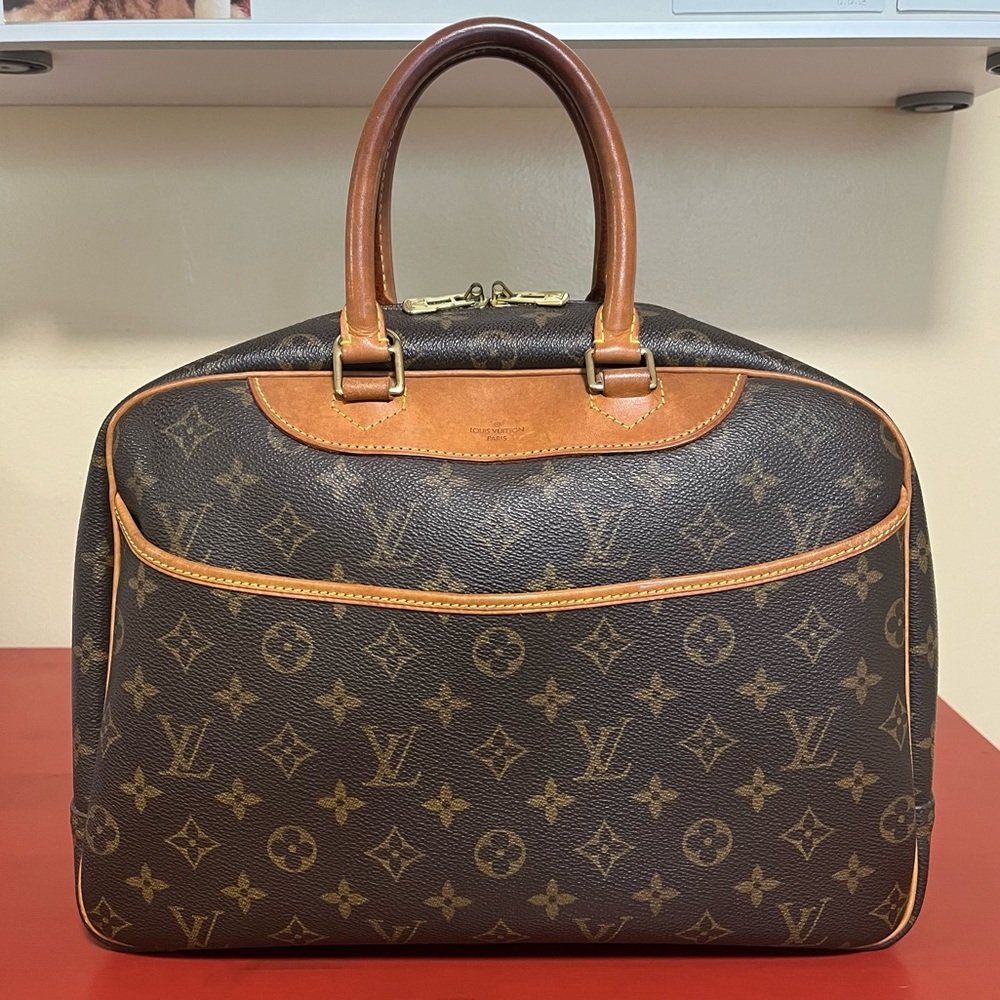*FINAL SALE* Louis Vuitton Monogram Deauville handbag